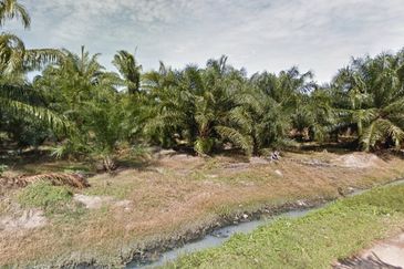 5 acres  Industrial Zoning Land, Jeram for Sale