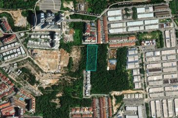 Development Land (Residential Zoning) Bukit Serdang, Seri Kembangan for Sale