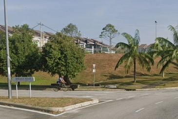 8 acres development land in Mambau Rantau Seremban for sale