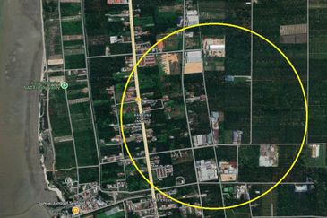 Freehold Industrial Land, Batu 16 Jalan Kapar, Jalan Keretapi Lama for Sale