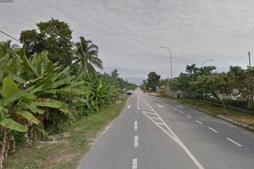 Freehold Industrial Land, Batu 16 Jalan Kapar, Jalan Keretapi Lama for Sale