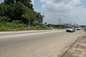 Jalan Bukit Kemuning