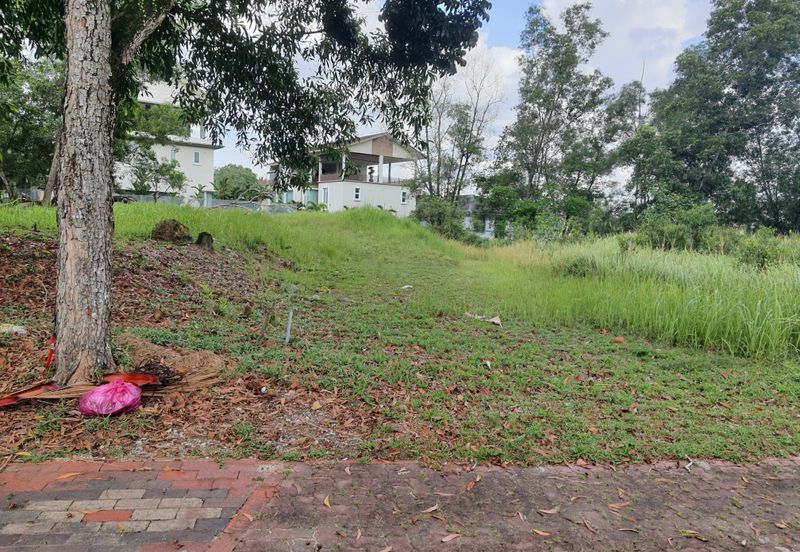 Bungalow Land at Menara U8, Bukit Jelutong