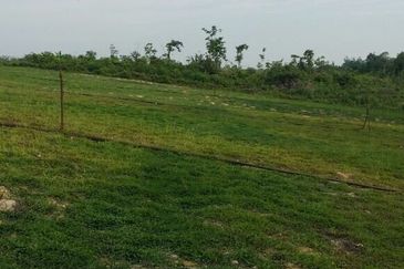 Commercial land, labu, seremban, negeri sembilan