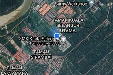 Petrol Station Land, Jalan Rawang, Kuala Selangor