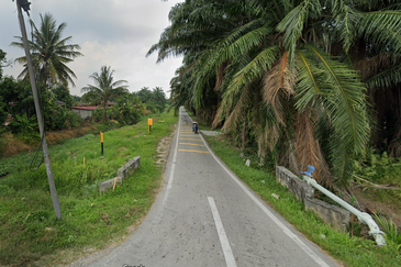 Industrial Zoning Land, Jalan Rajawali, Kampung Batu 9 Kebun Baru, Telok Panglima Garang for Sale