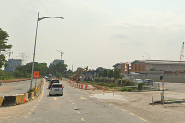 Converted Industrial Land, Kampung Bukit Naga, Jalan Bukit Kemuning Seksyen 32, Shah Alam for Sale