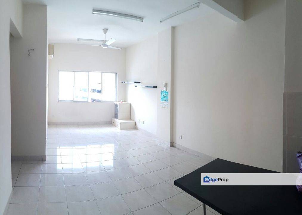 Lagoon Suites, Kota Kemuning, Shah Alam, Selangor, Kota Kemuning