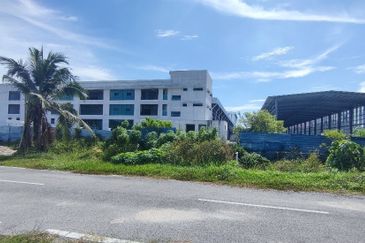 Kawasan Perusahaan Telok Mengkuang