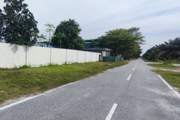 Kawasan Perusahaan Telok Mengkuang