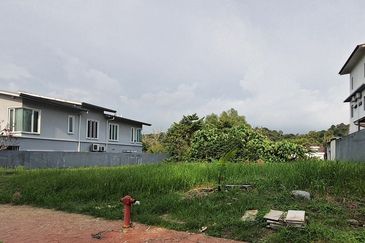 Jalan Rimba Riang 9/12