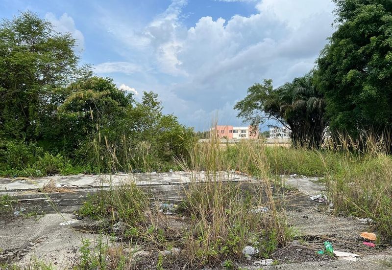 Industrial Zoning Land @ Olak Lempik Tanjung Dua Belas, Banting, Kuala Langat for Sale