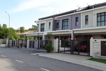 [Corner Freehold]BSL3, Bukit Sungai Long 3, 2 Sty 