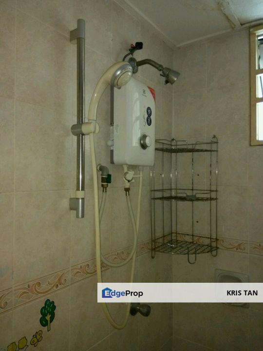 man Lagenda Mas Phase 2 Townhouse [1470sqft], Selangor, Batu 9th Cheras