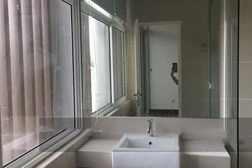 3 Storey Superlink House, Freehold, Brand new