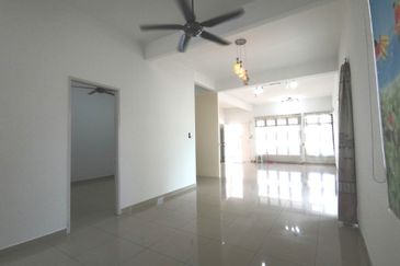 [Corner Freehold]BSL3, Bukit Sungai Long 3, 2 Sty 