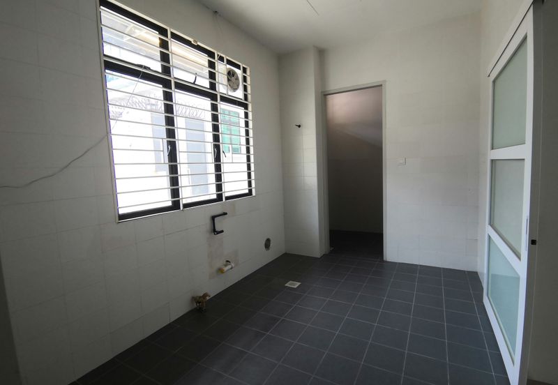 [Corner Freehold]BSL3, Bukit Sungai Long 3, 2 Sty 