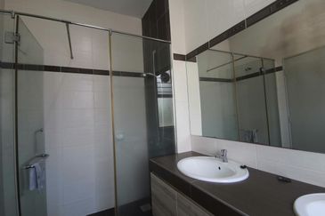 [Corner Freehold]BSL3, Bukit Sungai Long 3, 2 Sty 