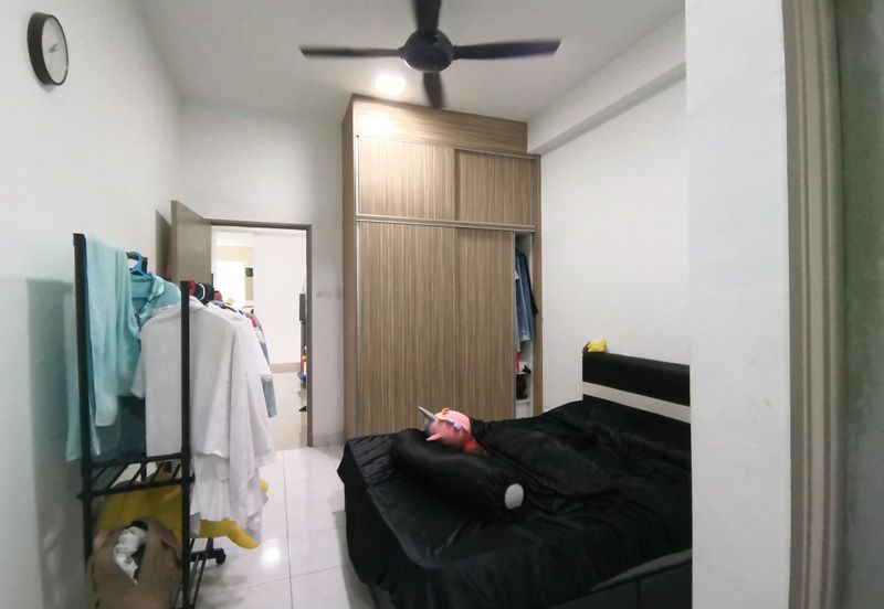 Neos @ PandanMas Townhouse