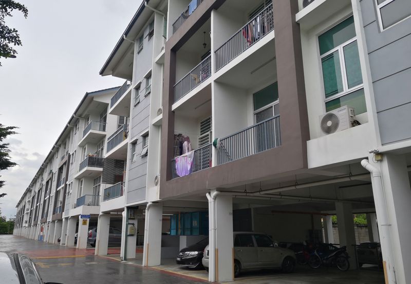 Neos @ PandanMas Townhouse