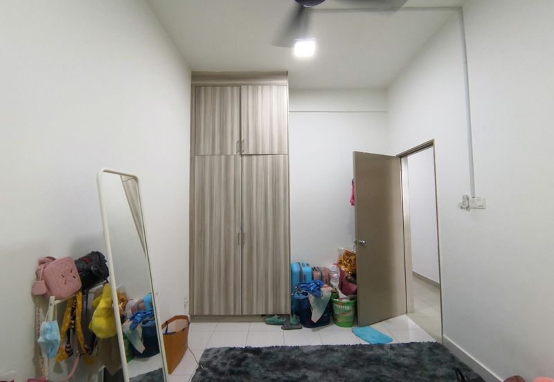 Neos @ PandanMas Townhouse