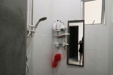 Neos @ PandanMas Townhouse