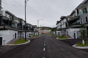 Raflesia Residence Bandar Sungai Long