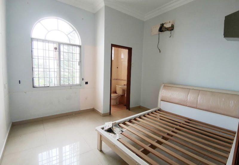 Jalan Puncak Perdana 