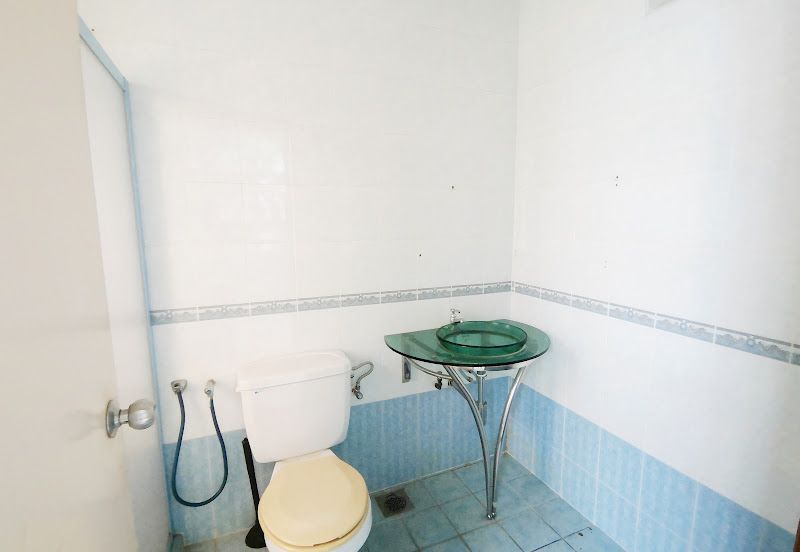 Jalan Puncak Perdana 