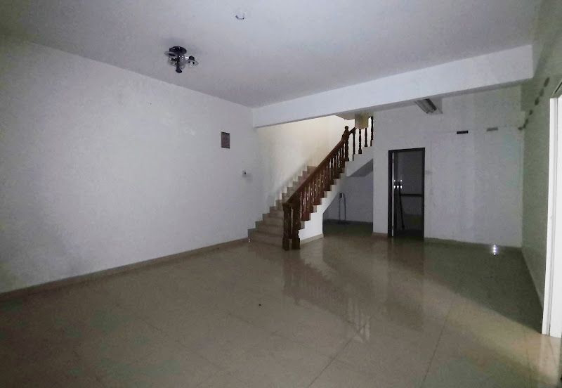 Jalan Puncak Perdana 