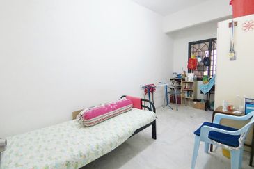 SL 6 Sungai Long, [20 x 67], Gated & Guarded  