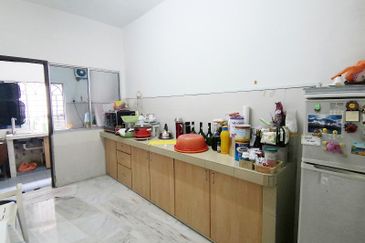 SL 6 Sungai Long, [20 x 67], Gated & Guarded  