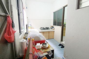 SL 6 Sungai Long, [20 x 67], Gated & Guarded  