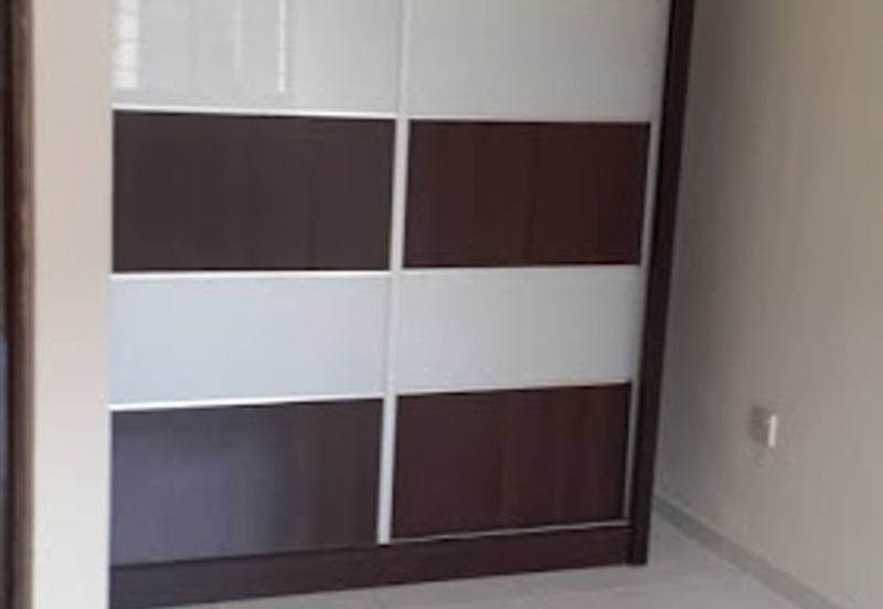 SL 7 double storey house [20x65] for sale