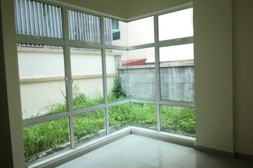 Bandar Tun Hussein Onn