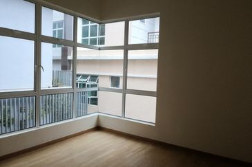 Bandar Tun Hussein Onn