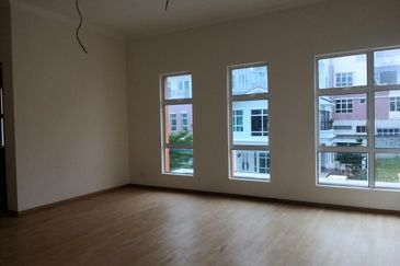 Bandar Tun Hussein Onn