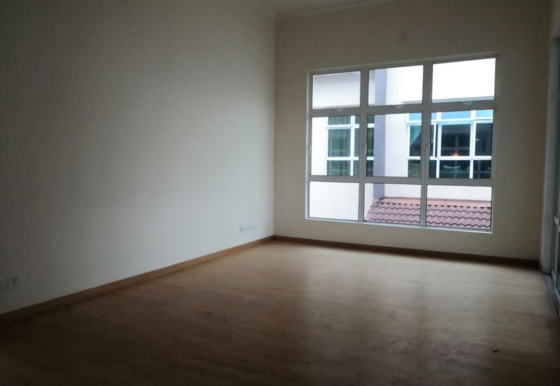 Bandar Tun Hussein Onn