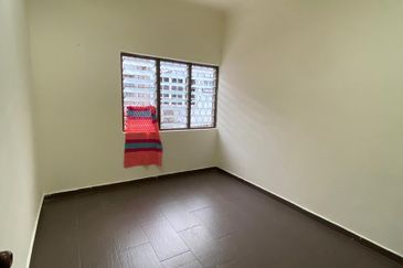 Bandar Sungai Long, SL 7 [20X67], Freehold, G&G 