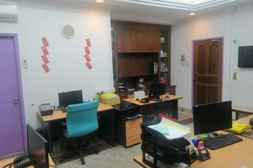 KAWASAN PERUSAHAAN BALAKONG