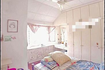 Jalan Suasana, Bandar Tun Hussein Onn