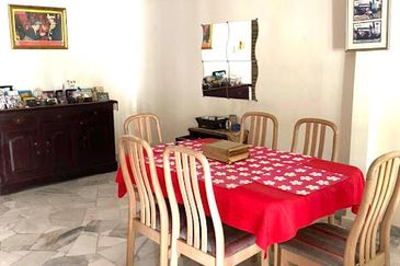 Jalan Suasana, Bandar Tun Hussein Onn