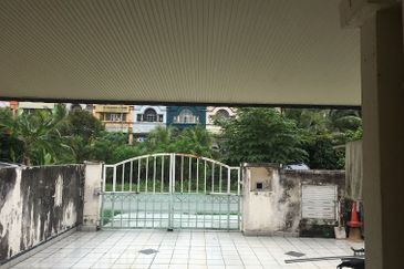 Jalan Suasana, Bandar Tun Hussein Onn