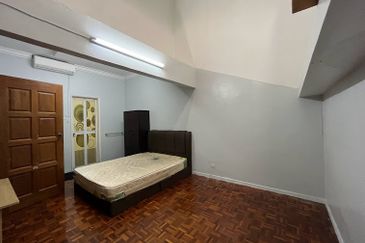 Bayu Aman , Taman Desa Aman