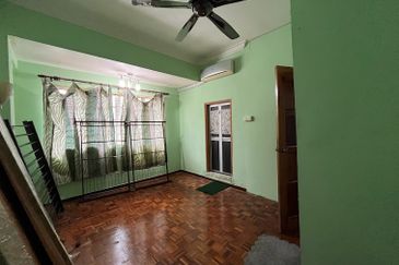 Bayu Aman , Taman Desa Aman