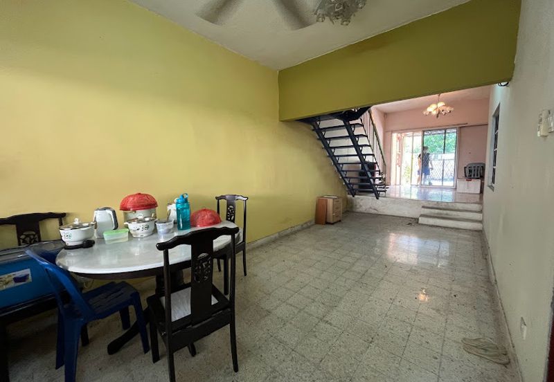 Bayu Aman , Taman Desa Aman