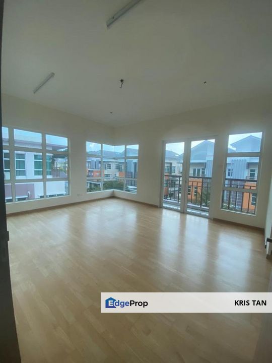 Avenue 4 @ Lake Valley, 3 Storey Semi D, Freehold , Selangor, Batu 9th Cheras