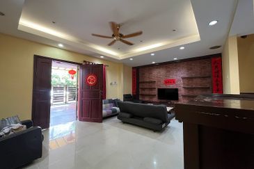 Bayu Aman , Taman Desa Aman