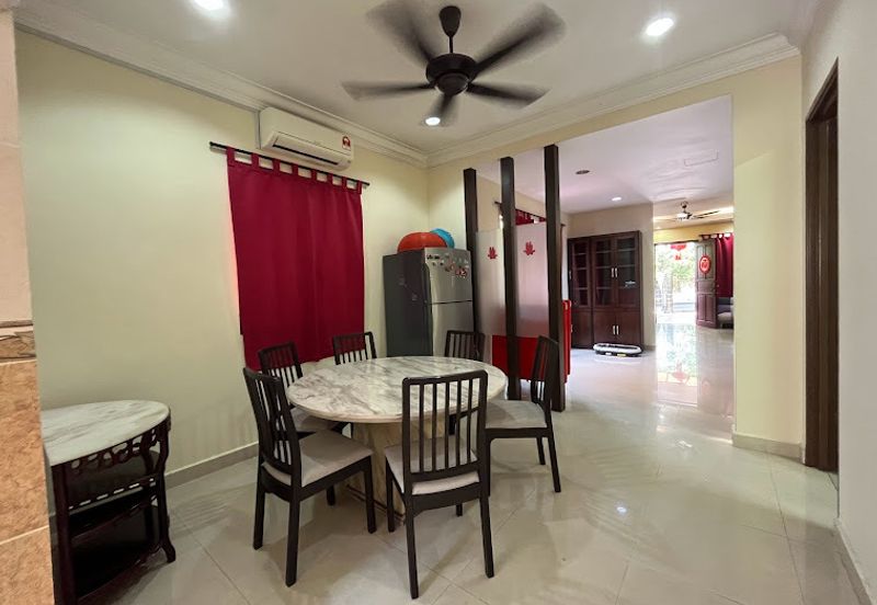 Bayu Aman , Taman Desa Aman