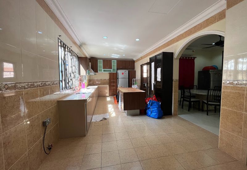 Bayu Aman , Taman Desa Aman